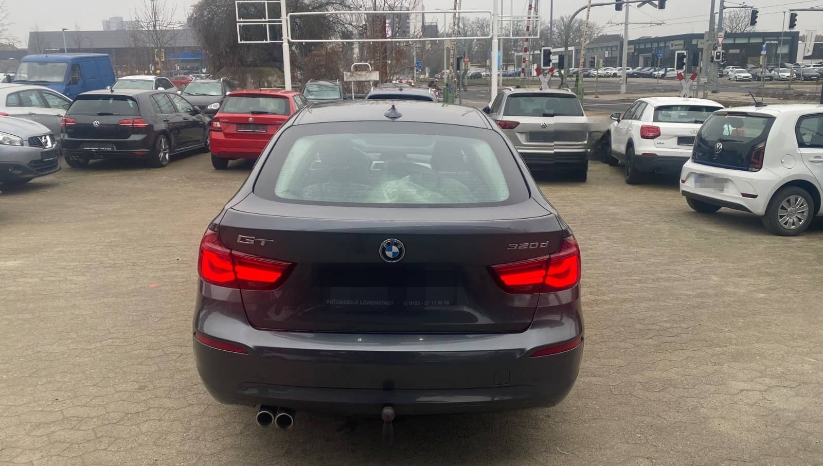 BMW 320 3 Gran Turismo 320 d Advantage foto 10