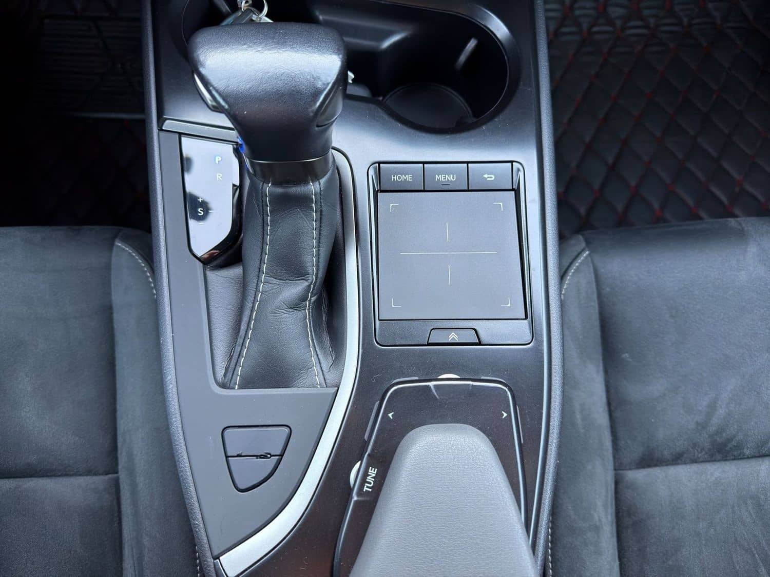 Lexus Andere UX 250 h Navi ACC LED R-Cam PDC v+h foto 20