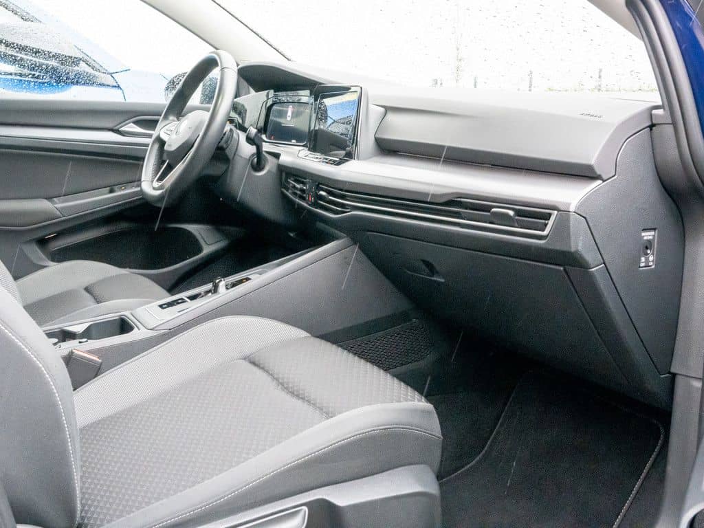 Volkswagen Golf VIII ACTIVE 2,0 l TDI DSG AHK ACC LED NAVI foto 3