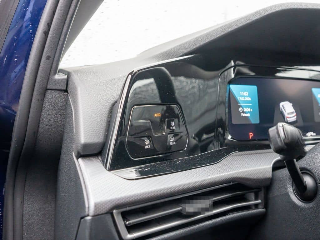 Volkswagen Golf VIII ACTIVE 2,0 l TDI DSG AHK ACC LED NAVI foto 22