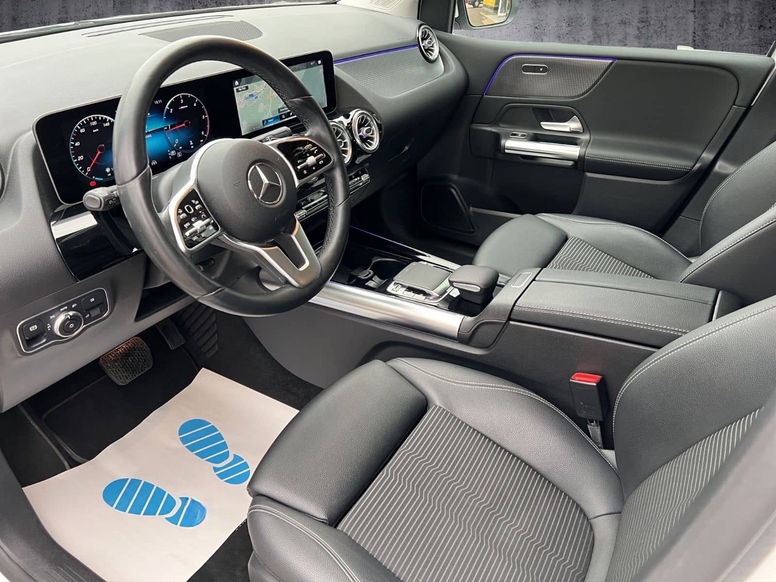 Mercedes-Benz B 180d Aut. NAVI KAMERA LED AHK StandHz. 1 HAND foto 10