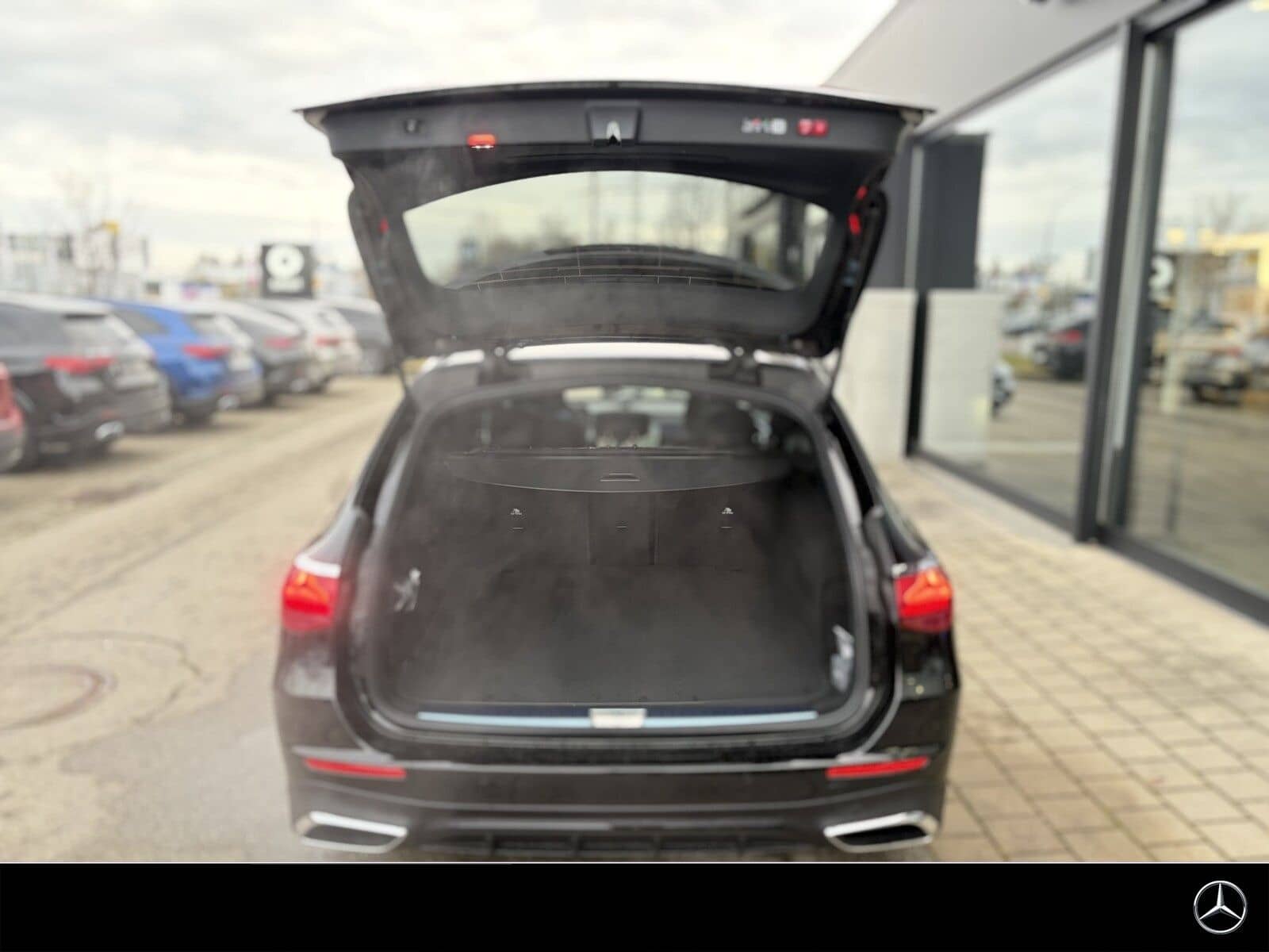 Mercedes-Benz E 450 d 4M T AMG Night Superscreen 3DDispl NP121 foto 13