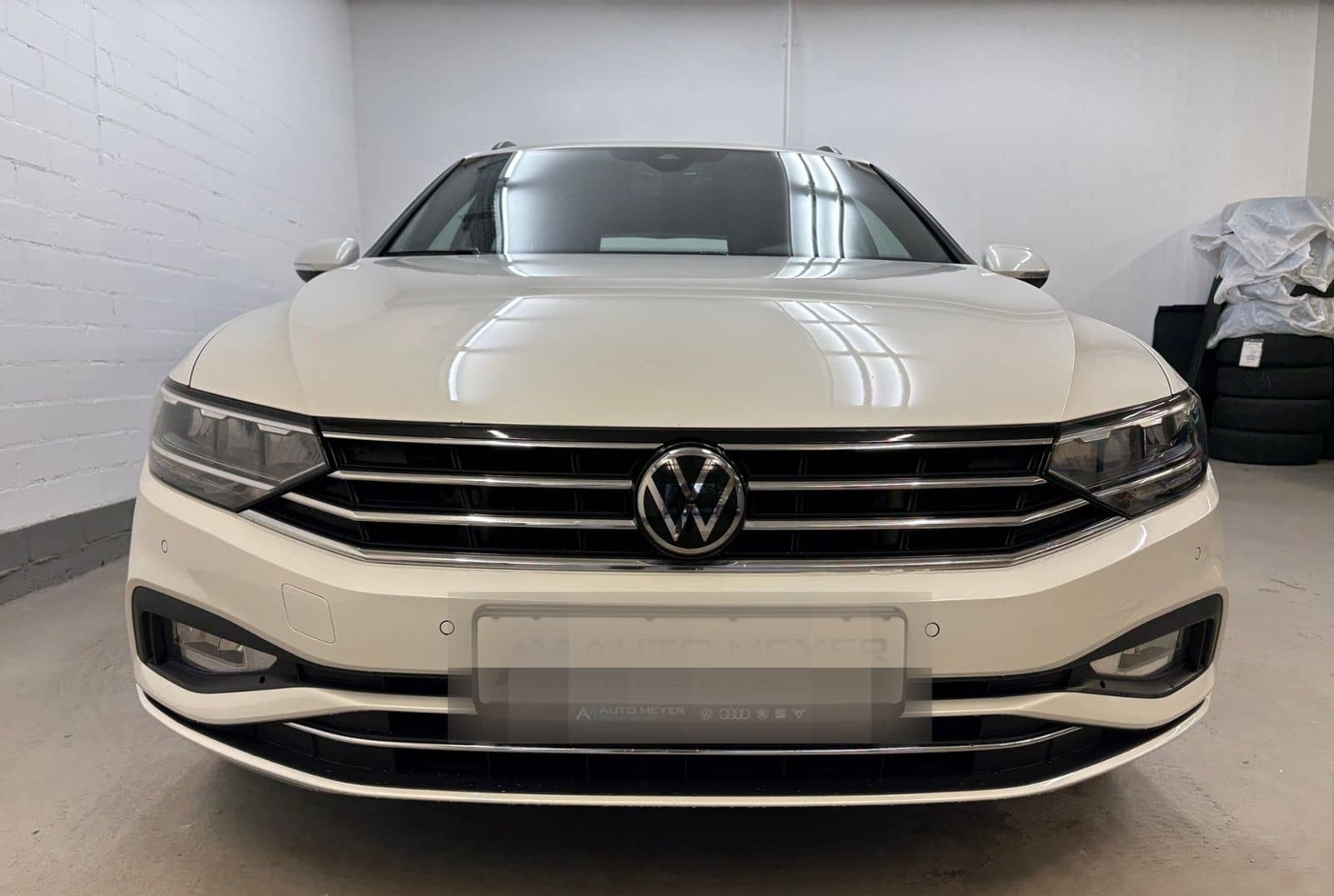 Volkswagen Passat Variant 2.0 TDI DSG Business Navi LED ACC foto 3