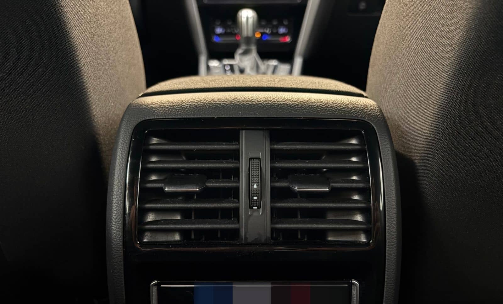 Volkswagen Passat Variant 2.0 TDI DSG Business Navi LED ACC foto 10