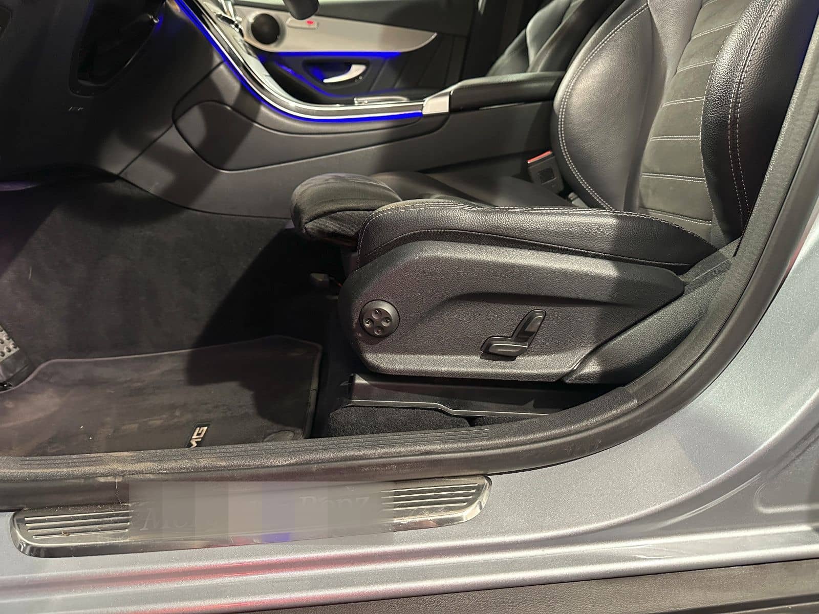 Mercedes-Benz GLC 200 4M*AMG*NIGHT-LED-AHK-ACC-PDC-MBUX-TOT.W foto 23