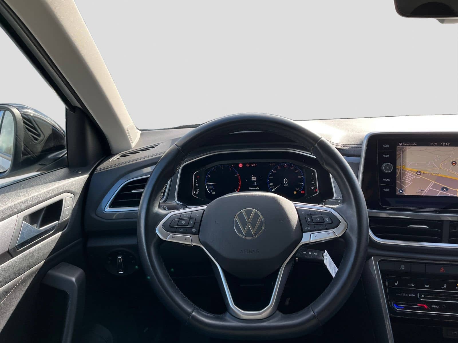 Volkswagen T-Roc 1.0TSI Style ACC App-C LED+ Navi PDC SHZ foto 9