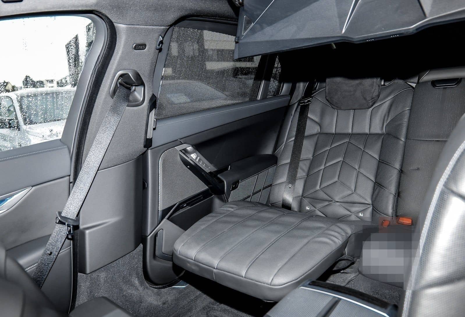 BMW 750e xDrive M Sport TV HUD PANO ACC 360°KAM RFK  foto 15