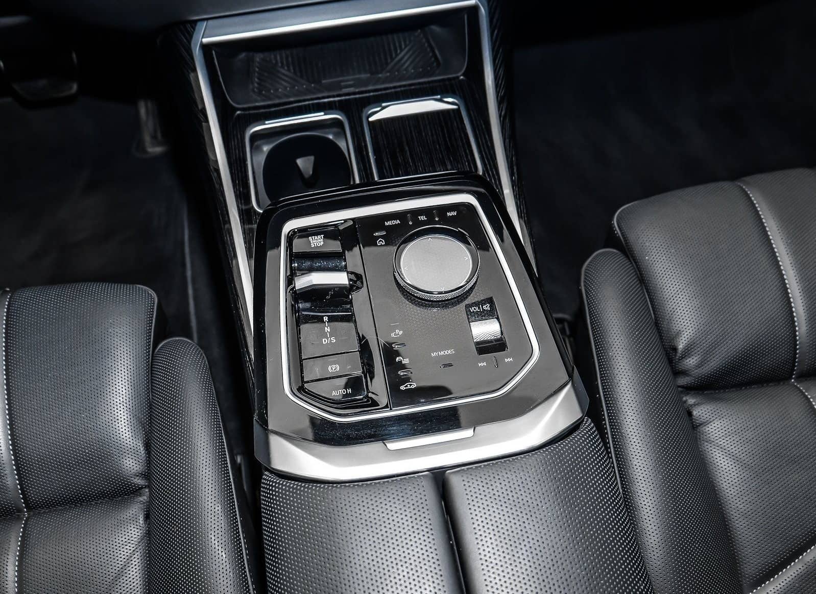 BMW 750e xDrive M Sport TV HUD PANO ACC 360°KAM RFK  foto 18