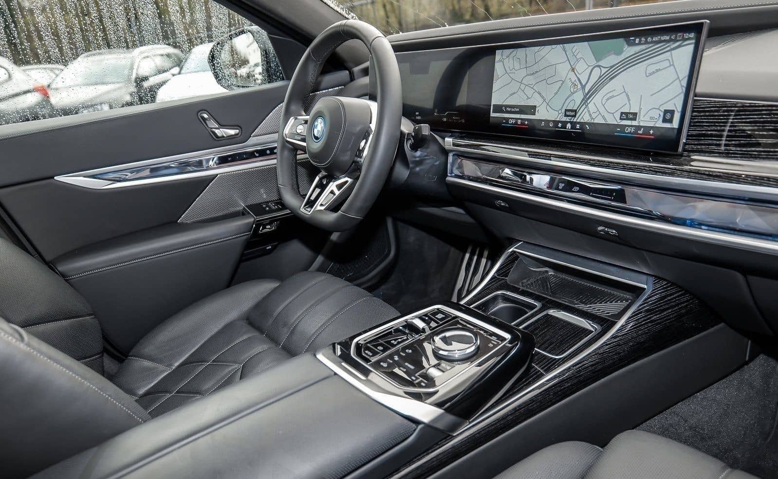 BMW 750e xDrive M Sport TV HUD PANO ACC 360°KAM RFK  foto 7