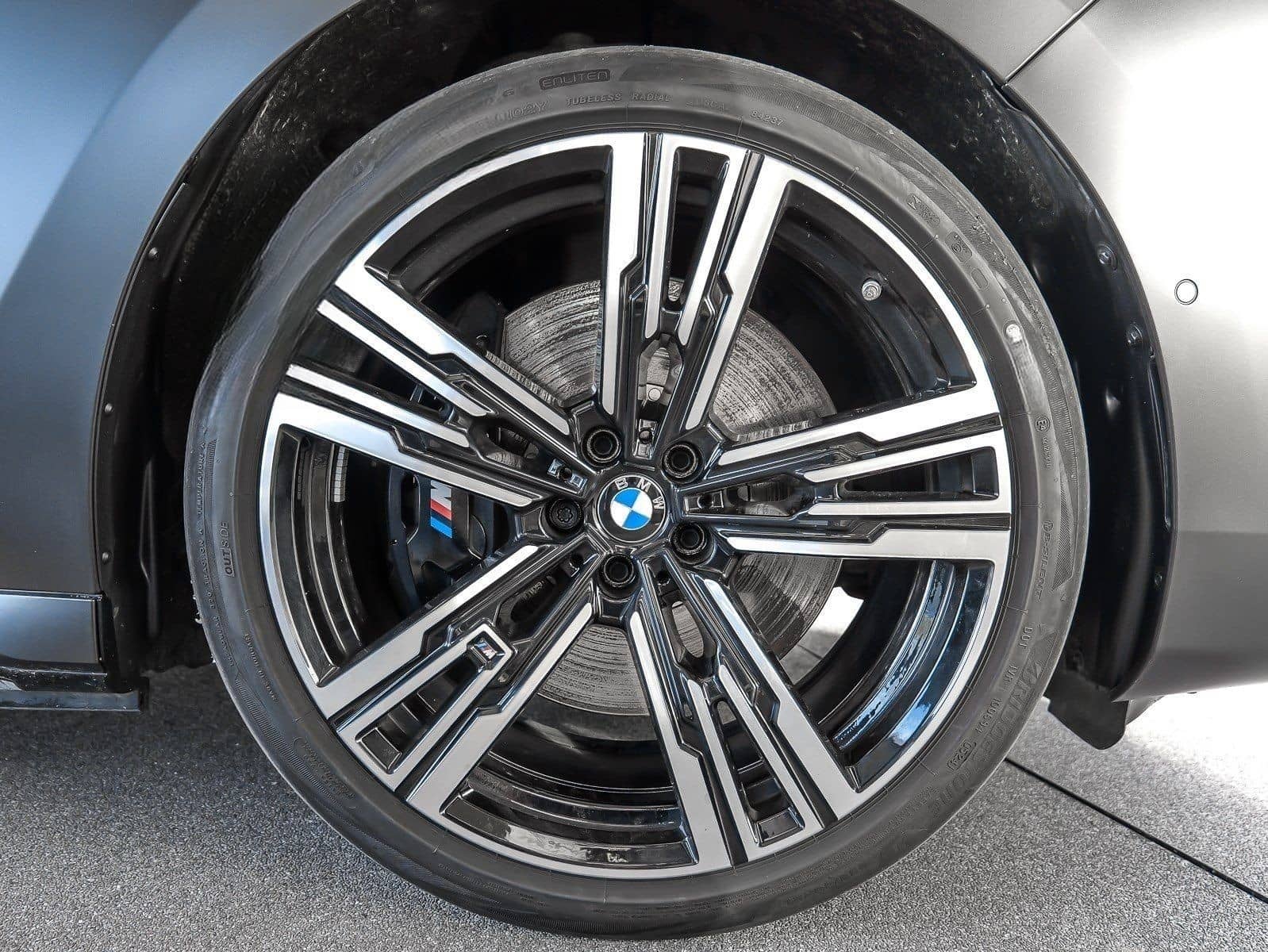 BMW 750e xDrive M Sport TV HUD PANO ACC 360°KAM RFK  foto 8