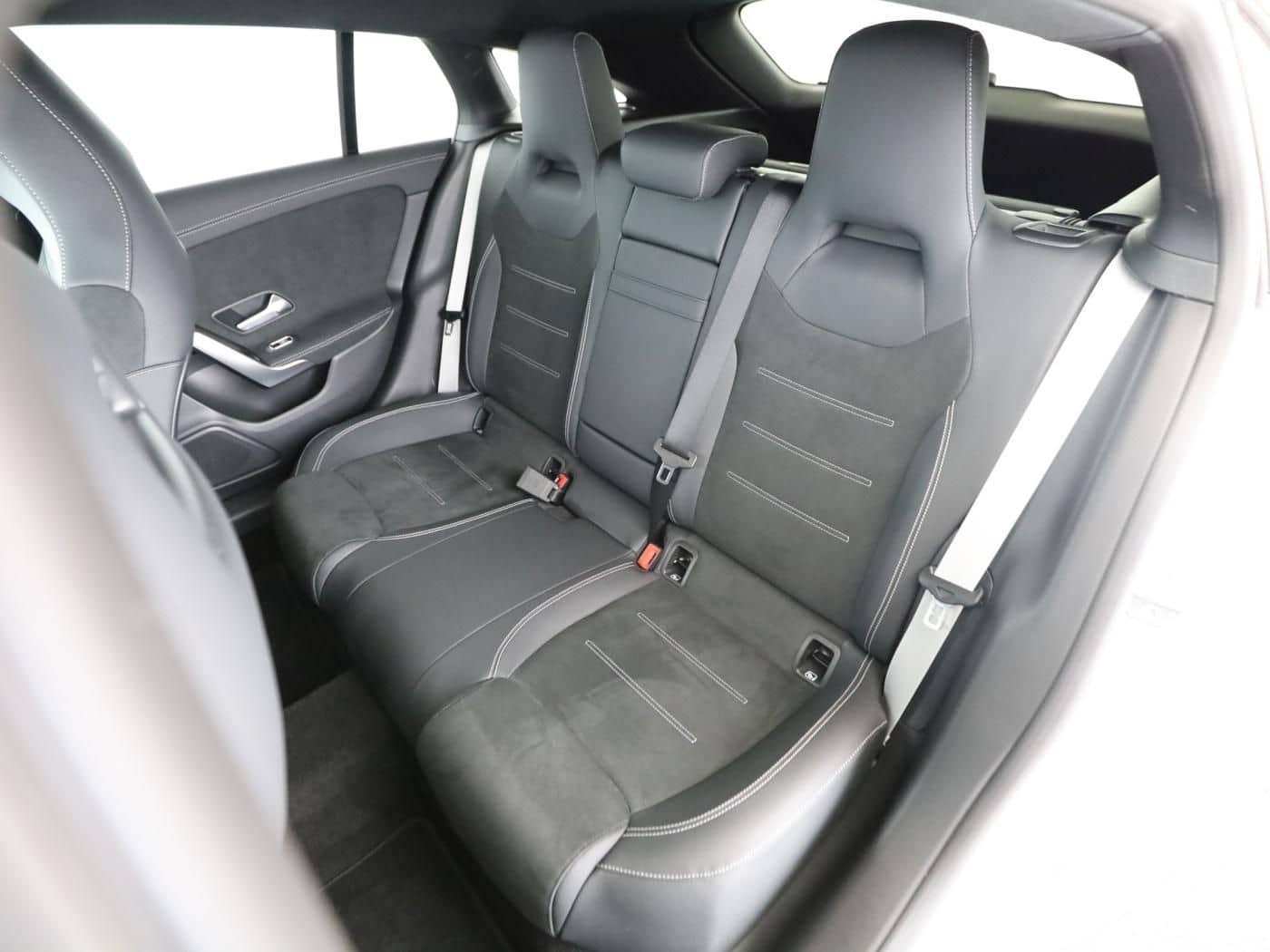 Mercedes-Benz CLA 200 d SB AMG ADV. PLUS+NIGHT+AHK+MULTIB+AMBI foto 13