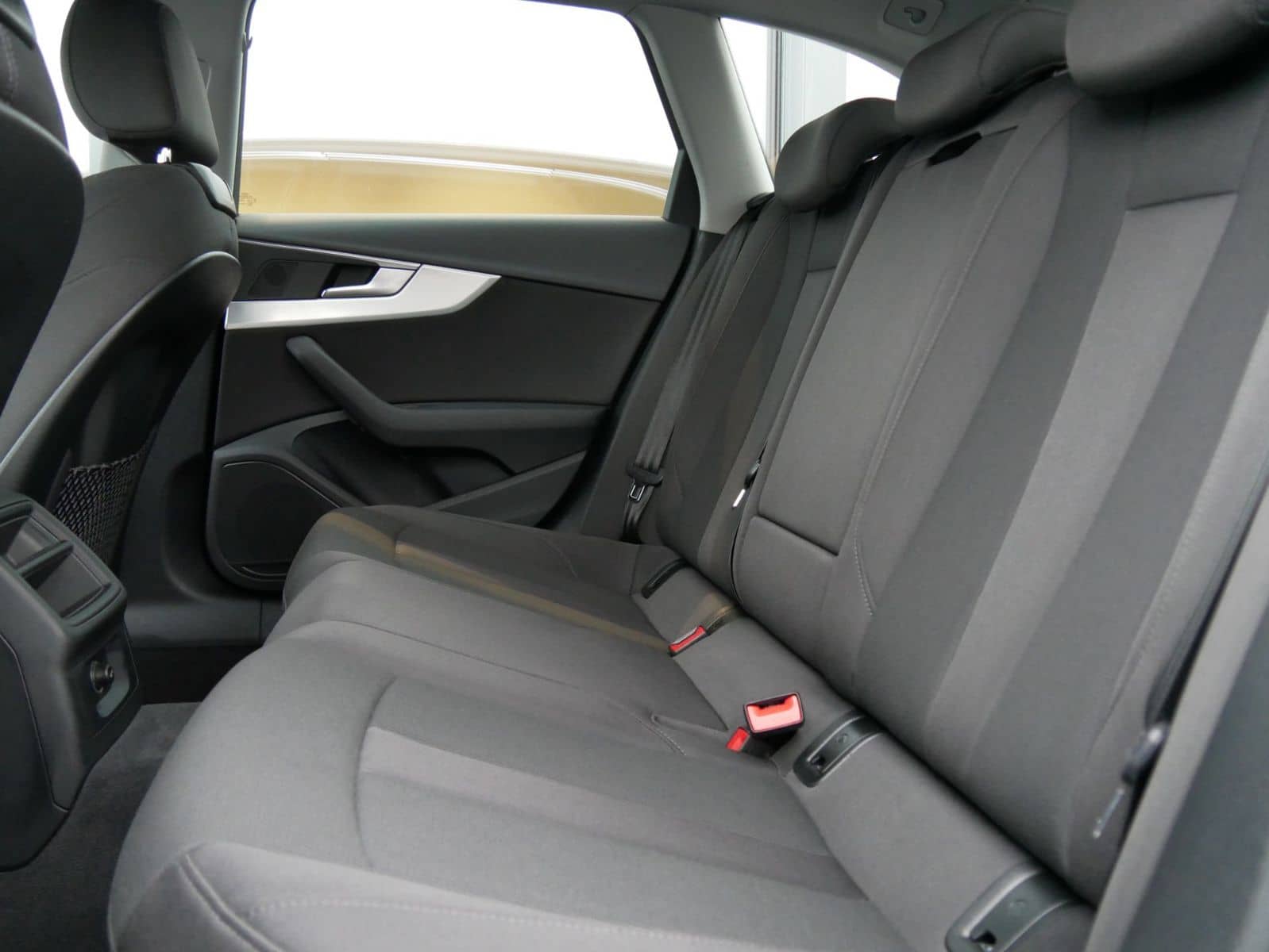 Audi A4 40 TDI sport TEMPO*TÜV NEU*Sitzhzg. foto 15