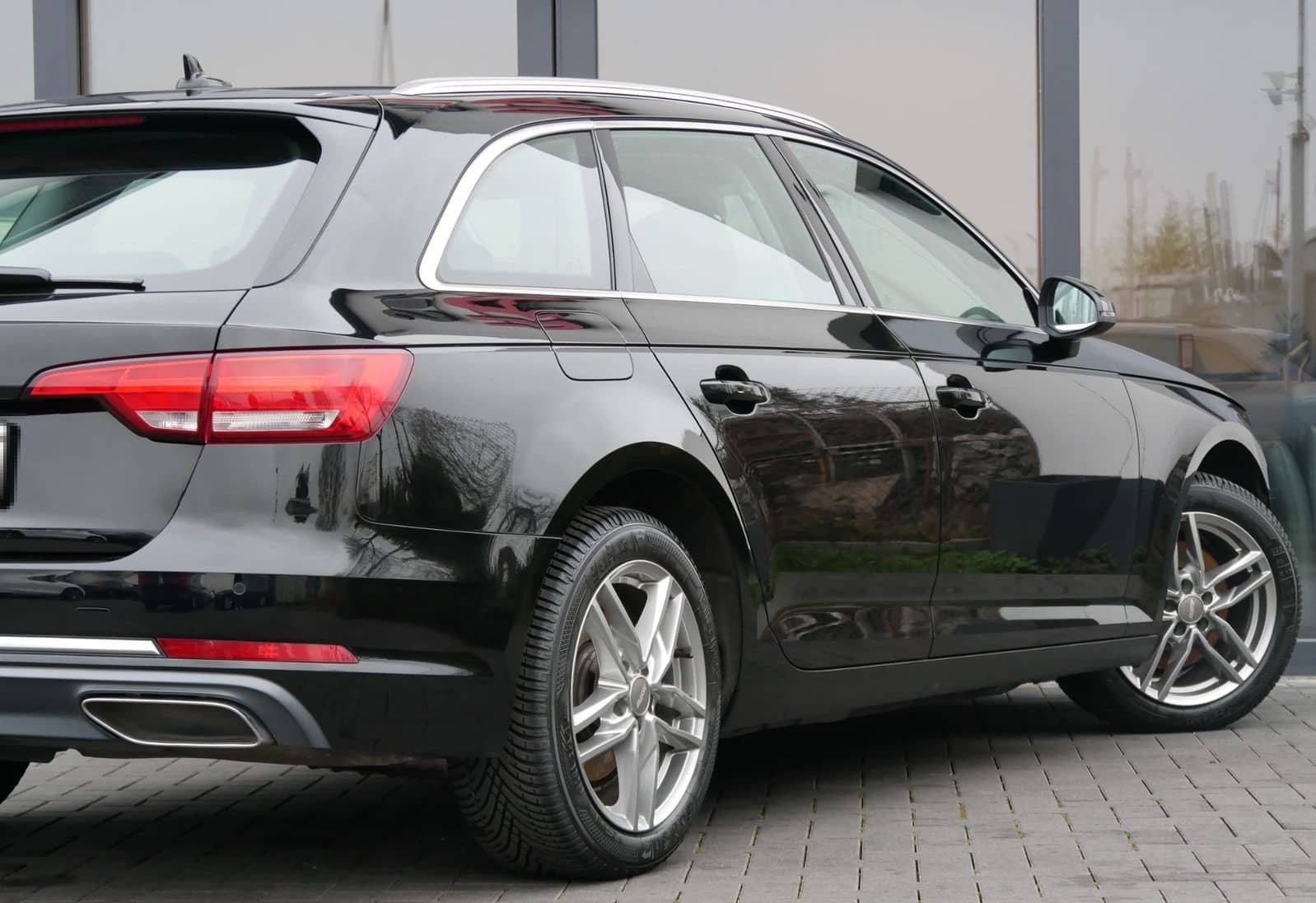 Audi A4 40 TDI sport TEMPO*TÜV NEU*Sitzhzg. foto 18