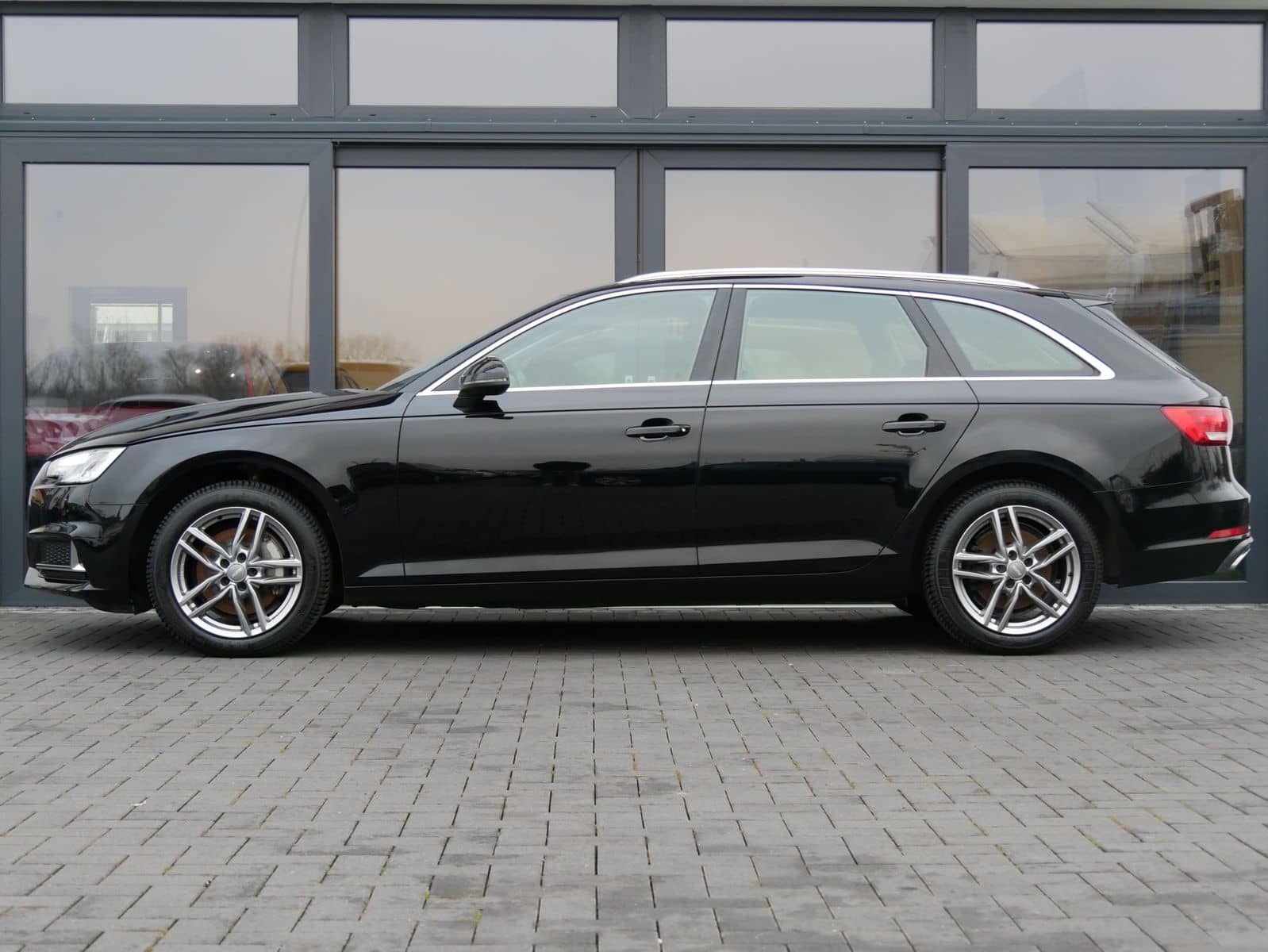 Audi A4 40 TDI sport TEMPO*TÜV NEU*Sitzhzg. foto 23