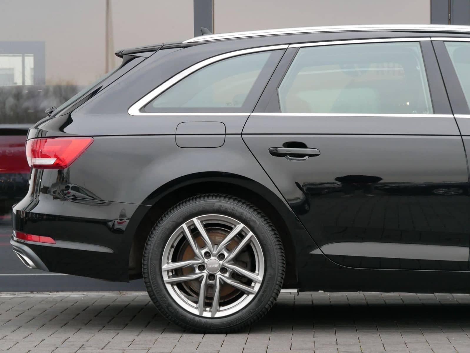 Audi A4 40 TDI sport TEMPO*TÜV NEU*Sitzhzg. foto 9