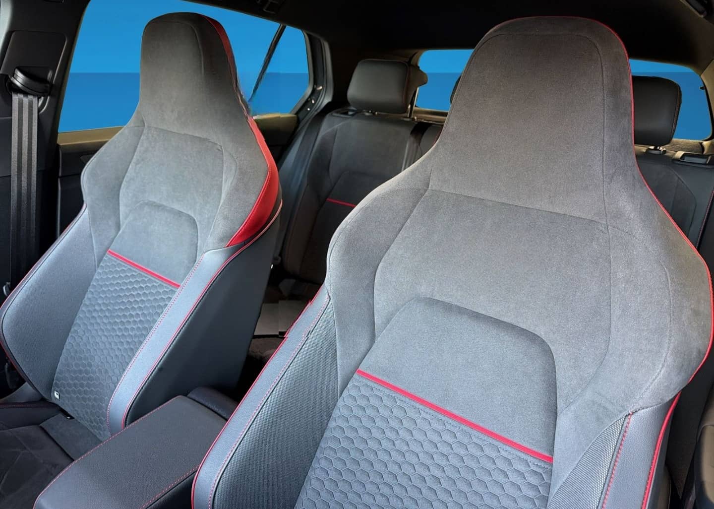 Volkswagen Golf 8 2.0 TSI  GTI Clubsport Harman Kardon foto 14