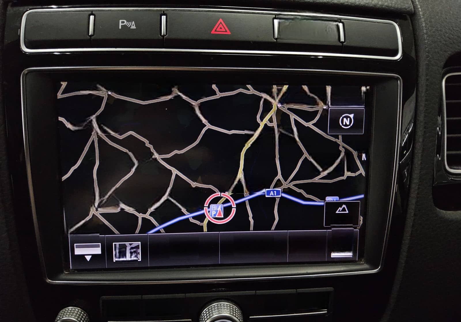 Volkswagen Touareg 3.0 TDI 4M R-Line Luft Leder Navi AHK foto 7