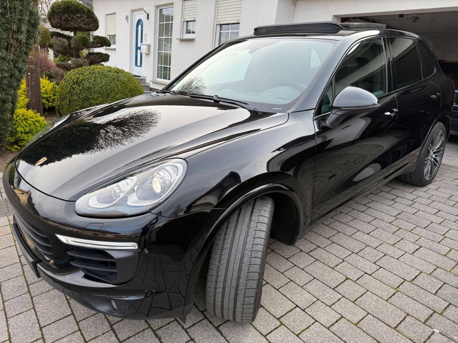 Porsche Cayenne D Leder Luft Pano SoftClose BOSE 21 Zoll foto 4