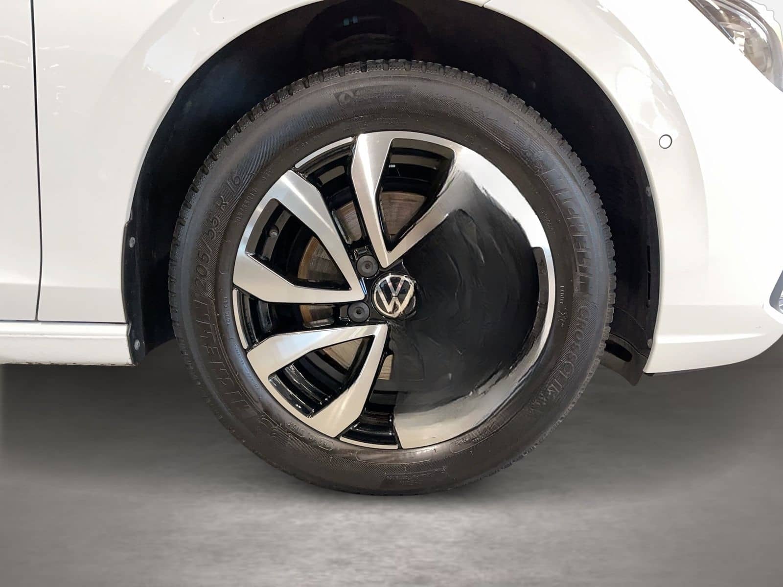 Volkswagen Golf VIII Active 1.5 TSI 4xSHZ ACC DynLicht HUD foto 6