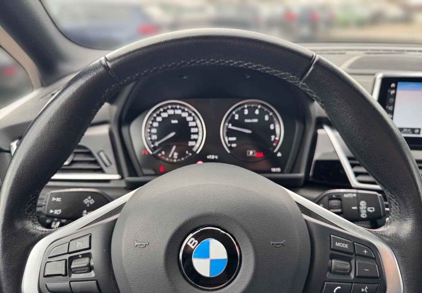 BMW 218 Active Tourer iA SPORT+LEDER+HUD+PANO+AHK+SH foto 18