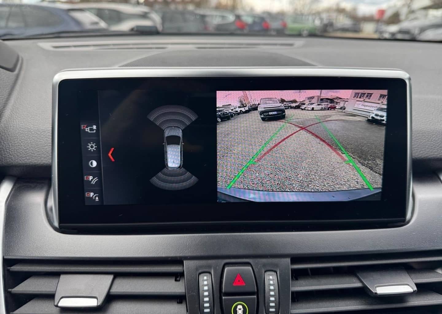 BMW 218 Active Tourer iA SPORT+LEDER+HUD+PANO+AHK+SH foto 22