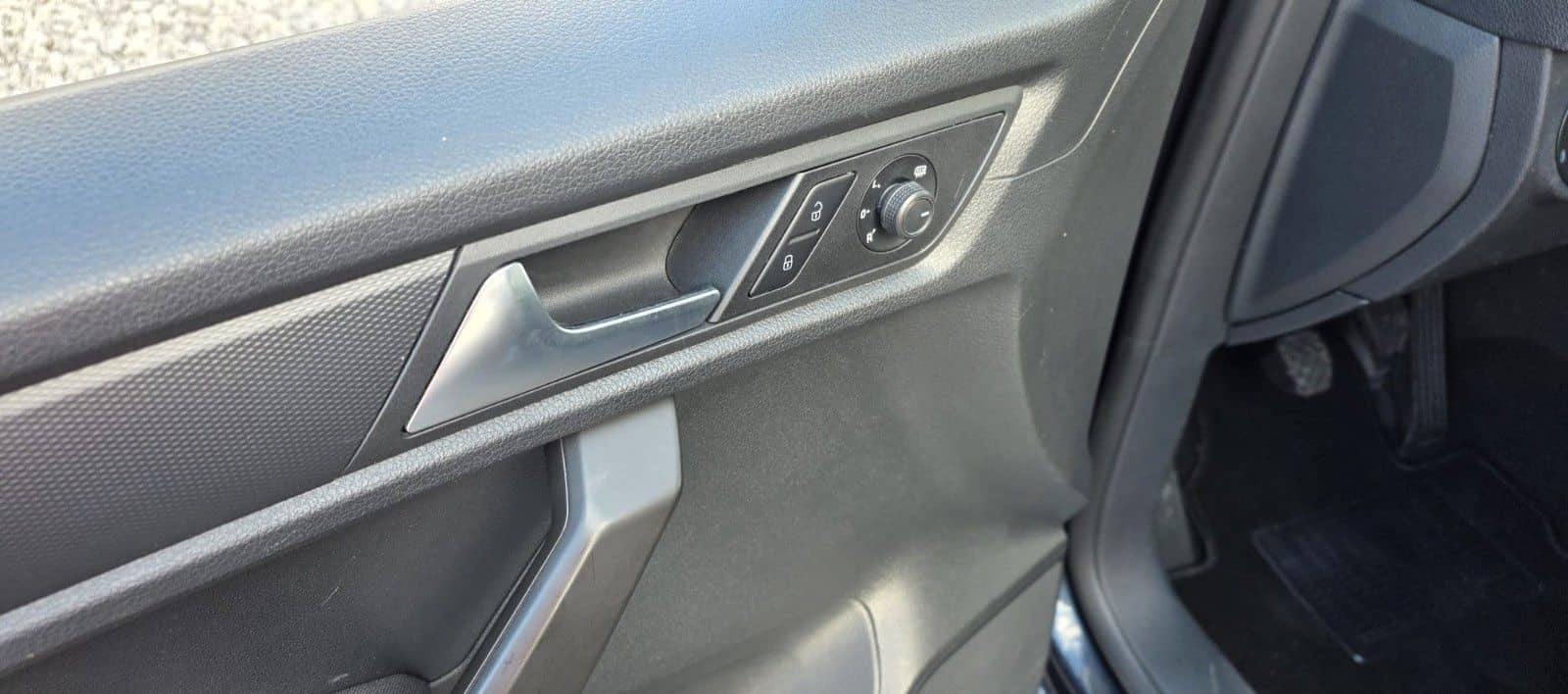 Volkswagen Caddy PKW Trendline BMT foto 11