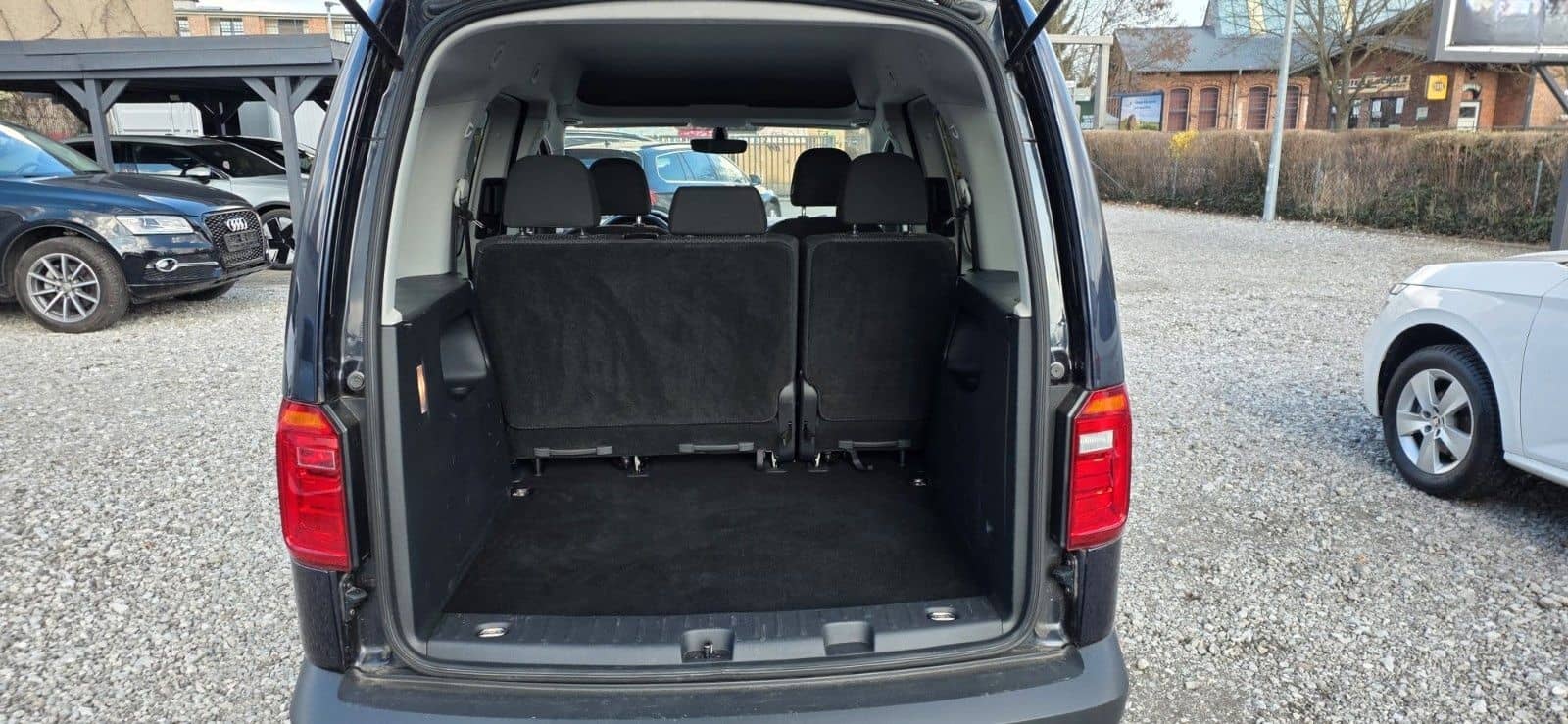 Volkswagen Caddy PKW Trendline BMT foto 7