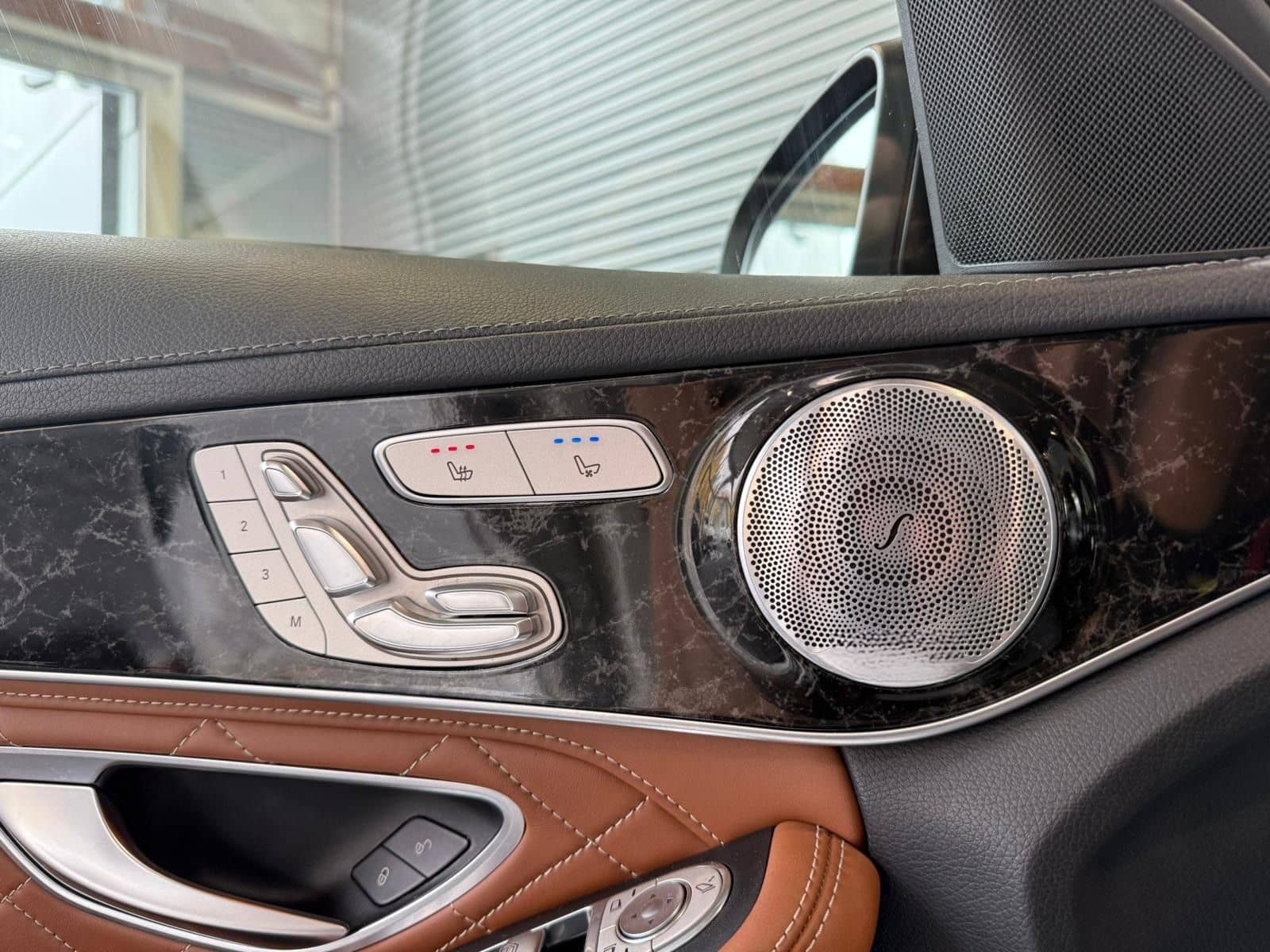 Mercedes-Benz C 43 AMG 4MATIC/BURMESTER/PANO/CARPLAY/360° foto 12