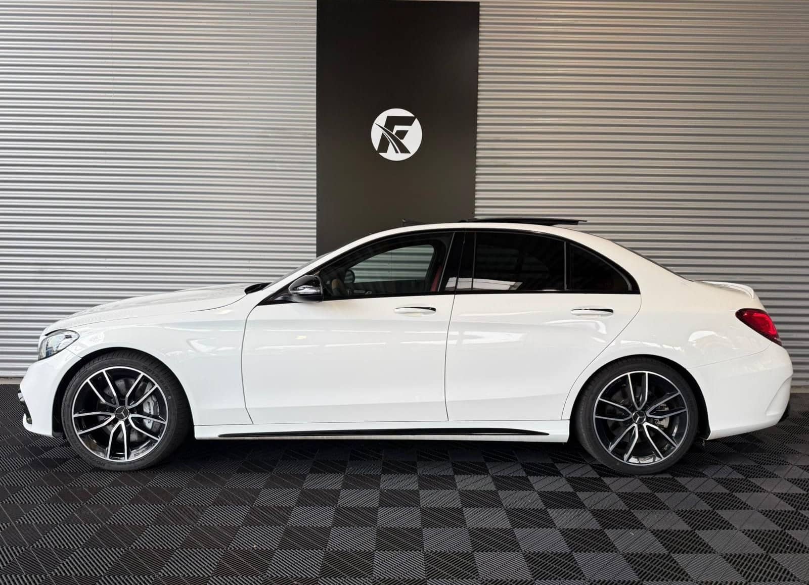 Mercedes-Benz C 43 AMG 4MATIC/BURMESTER/PANO/CARPLAY/360° foto 3