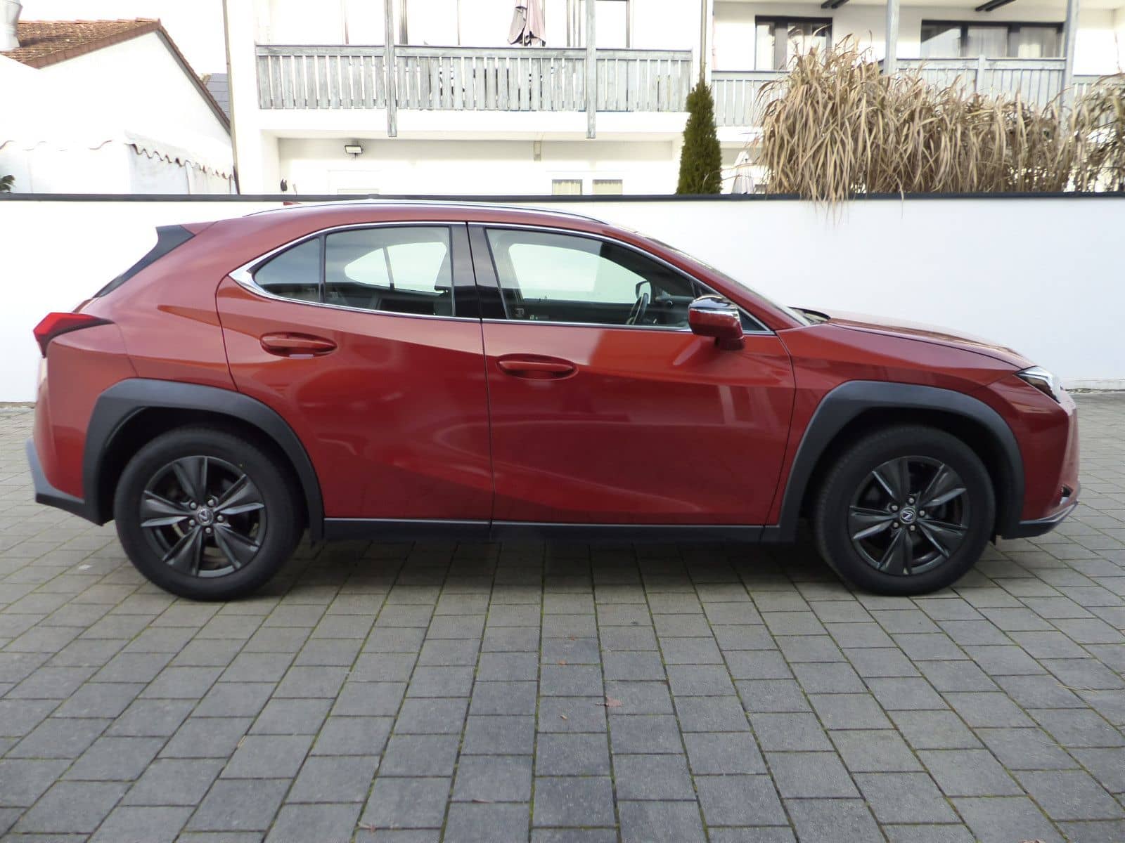 Lexus UX 200 Launch Edition Navi LED SHZ Kamera Tempom foto 19