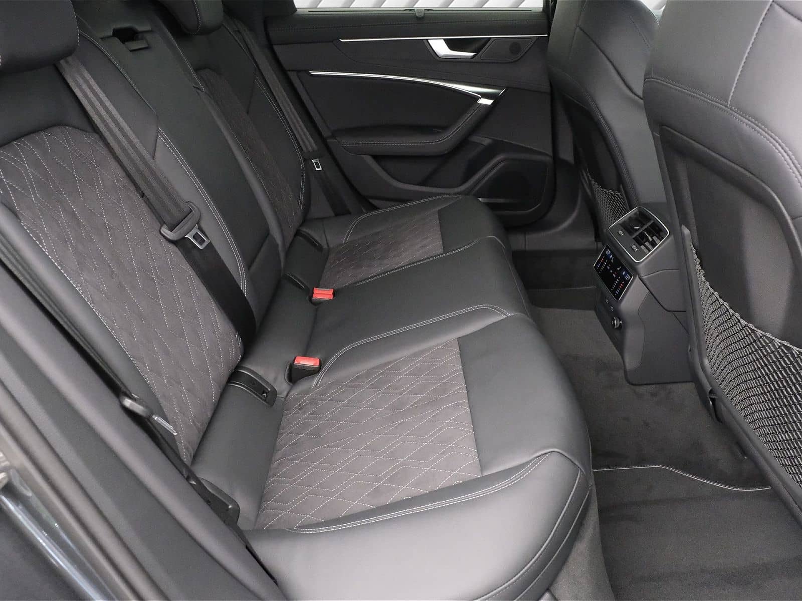 Audi S6 Avant 3.0 TDI quattro basis foto 12