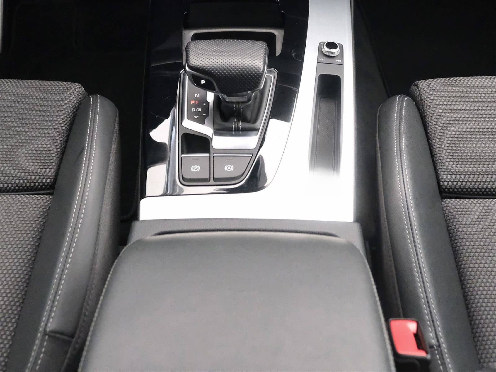 Audi Q5 45 TFSI quattro S line ACC RFK NAVI LED DAB foto 14