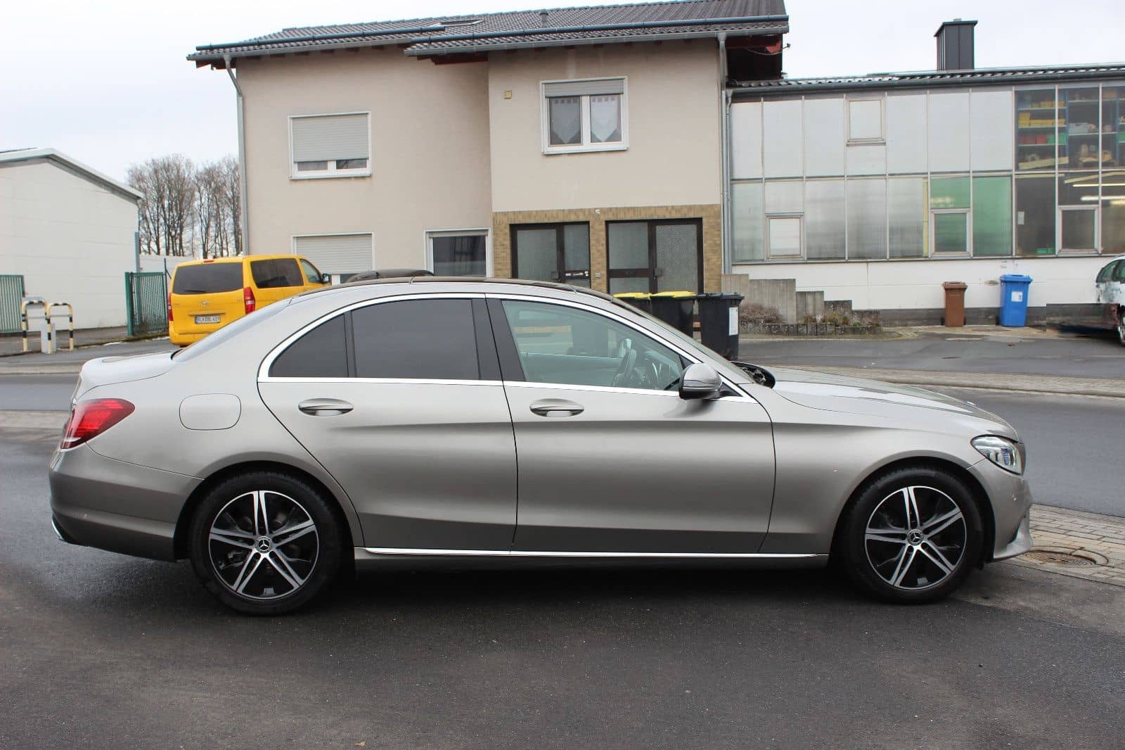 Mercedes-Benz C 200d Limousine/Leder/Navi/PDC+Kamera/LED foto 2