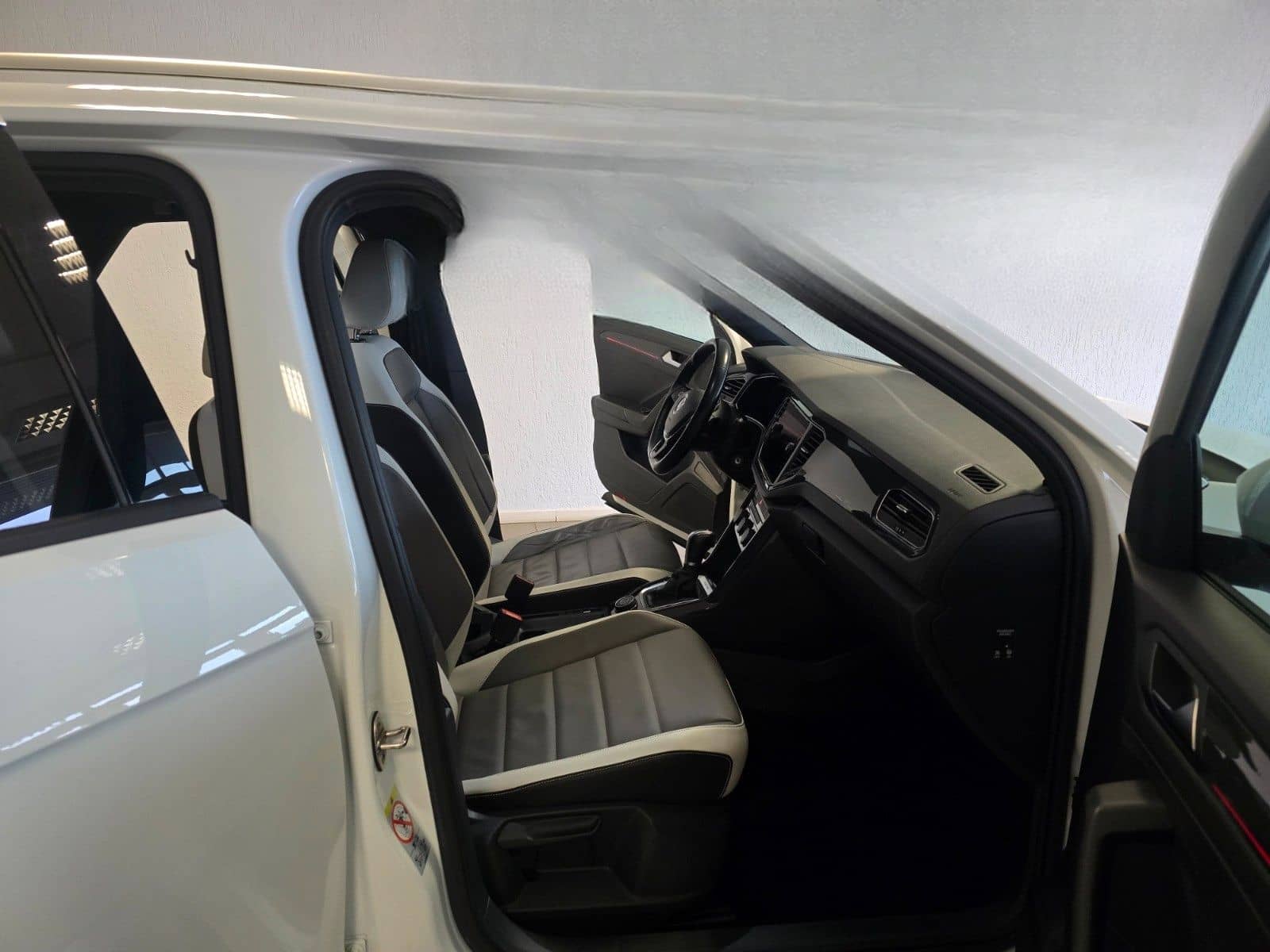 Volkswagen T-Roc 2.0 TSI Sport 4Motion ACC NAVI foto 10