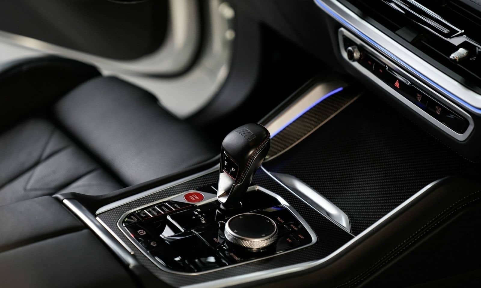 BMW XM 50e AHK Autobahnass. D-A-Prof. foto 15