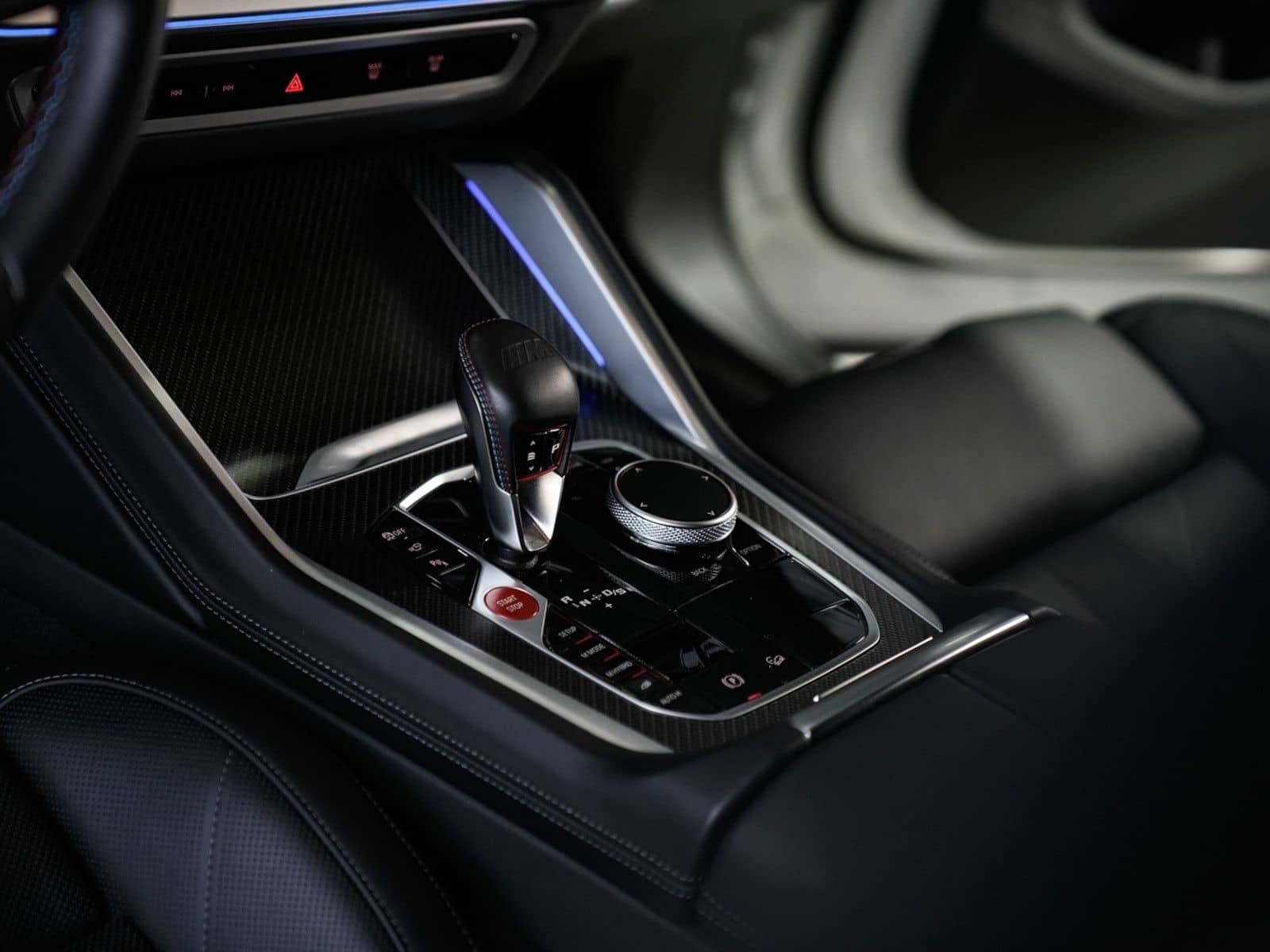 BMW XM 50e AHK Autobahnass. D-A-Prof. foto 23