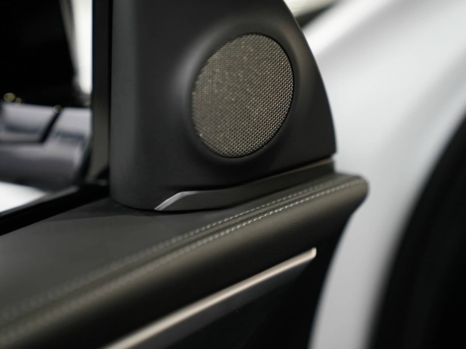 BMW XM 50e AHK Autobahnass. D-A-Prof. foto 24