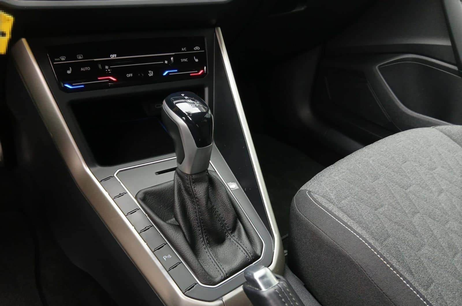 Volkswagen Taigo 1.5 TSI Move DSG *IQ-MATRIX*AHK*NAV*R-CAM* foto 20