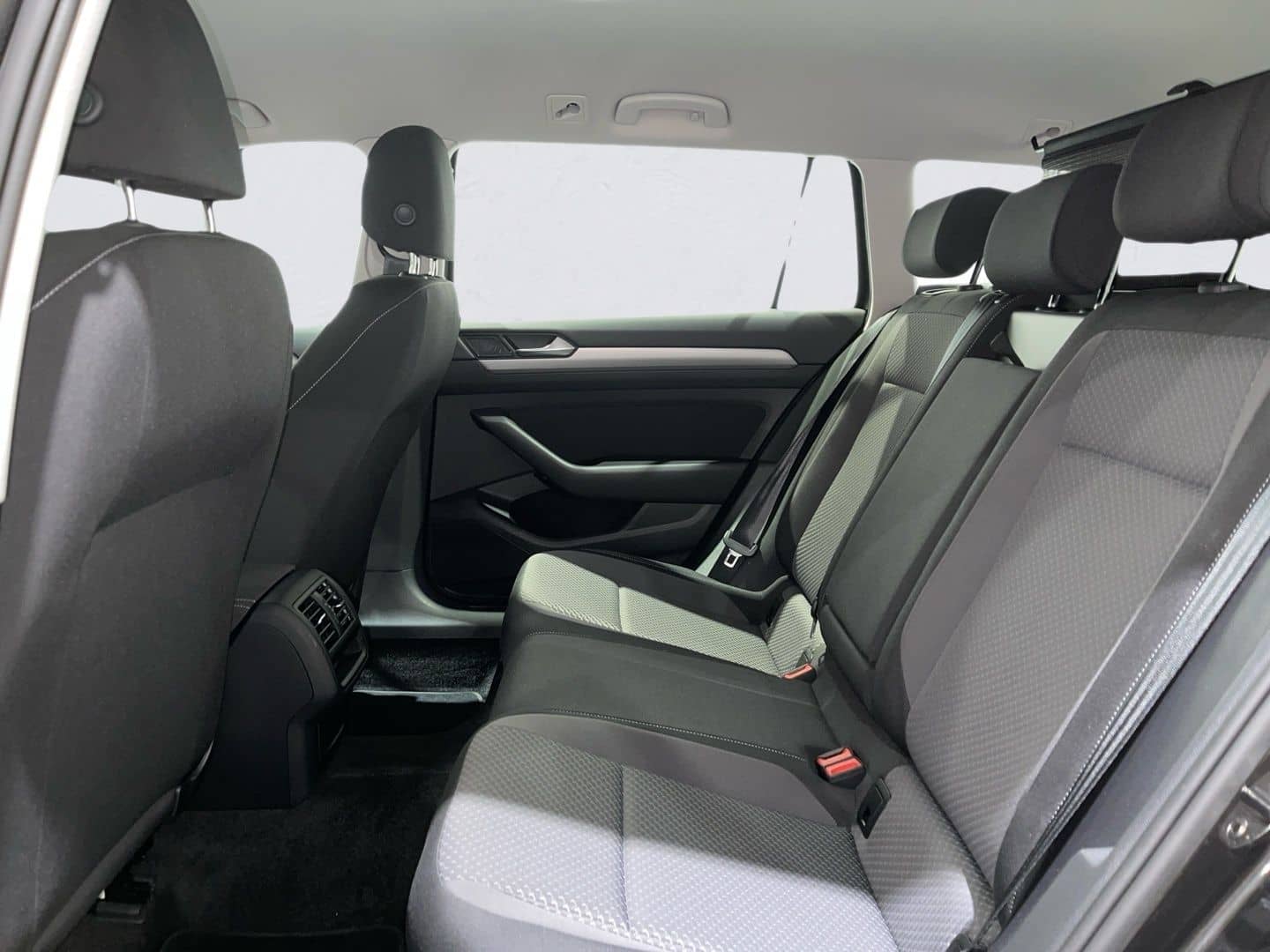 Volkswagen Passat Variant 1.5 TSI DSG LED NAVIGATION KAMERA foto 11