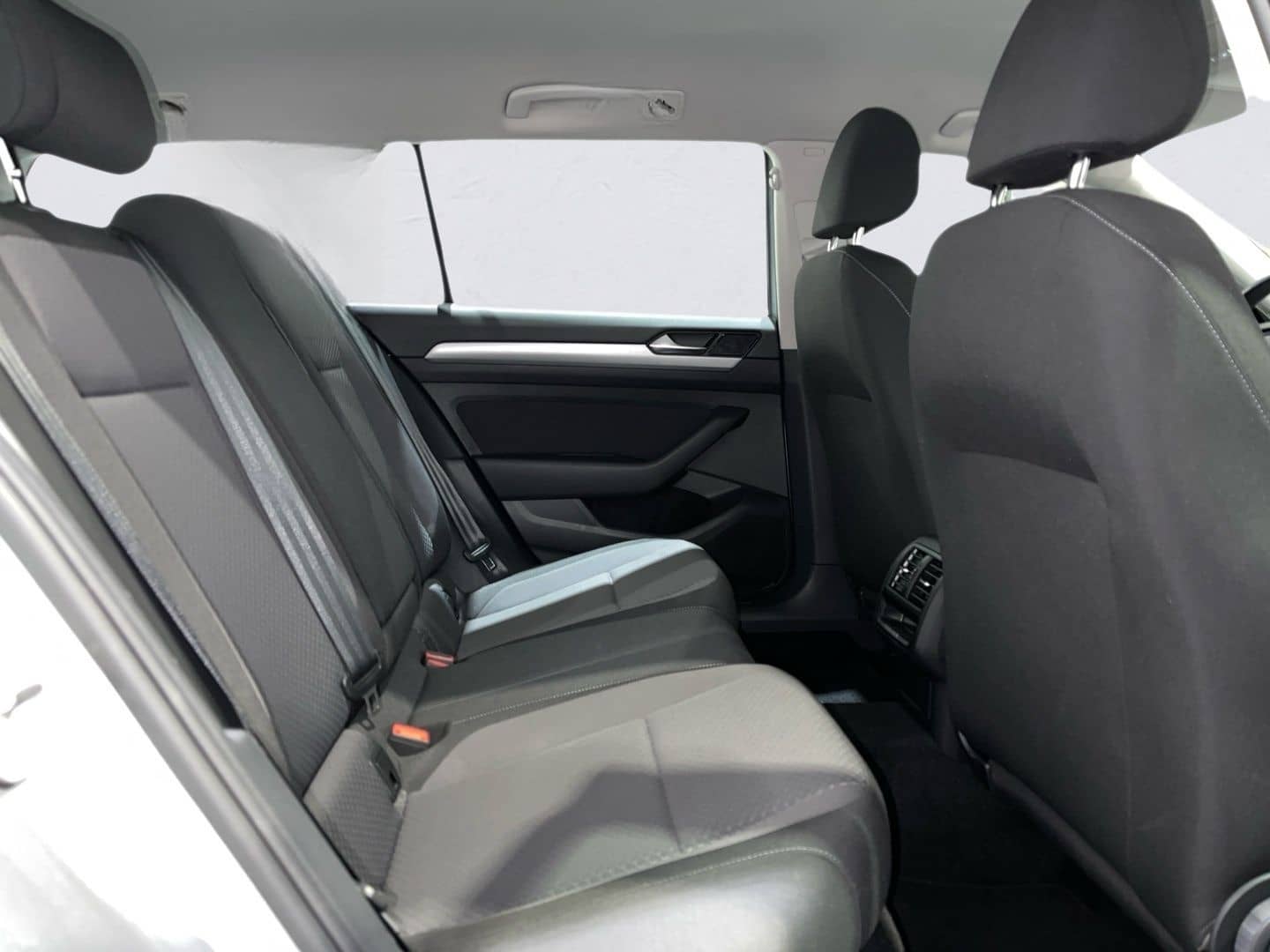 Volkswagen Passat Variant 2.0 TDI DSG LED NAVIGATION KAMERA foto 12