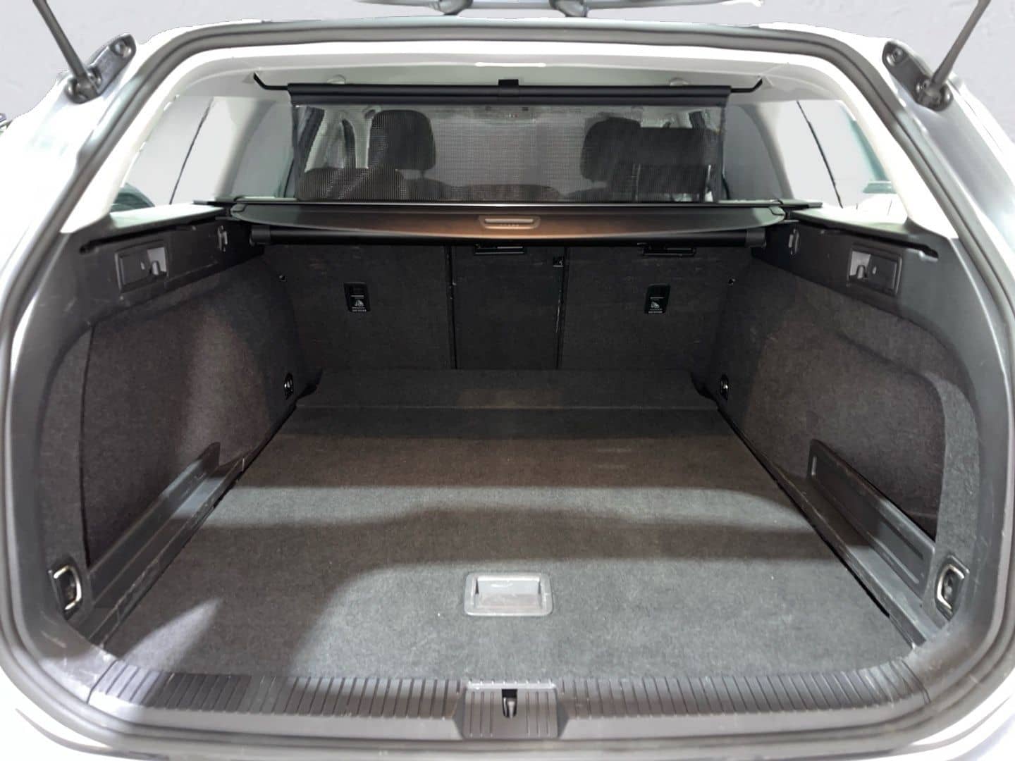 Volkswagen Passat Variant 2.0 TDI DSG LED NAVIGATION KAMERA foto 8