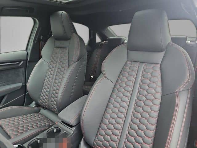 Audi RS 3 Lim. 2.5 TFSI quattro S-tr. Matrix HUD Pano foto 8