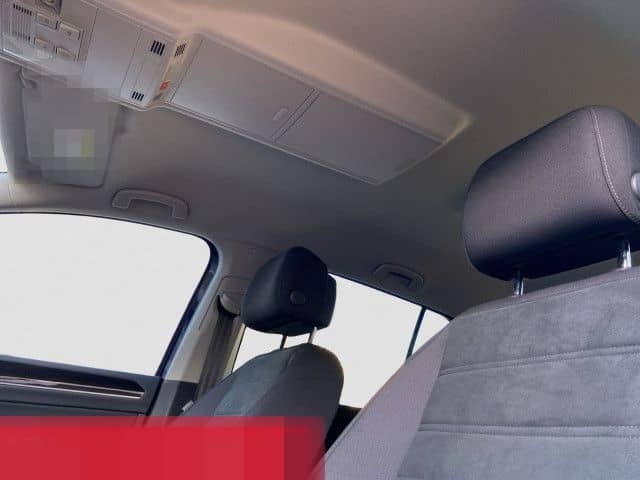 Volkswagen Touran 2.0 TDI DSG Highline AHK NAVI LED 17 foto 18