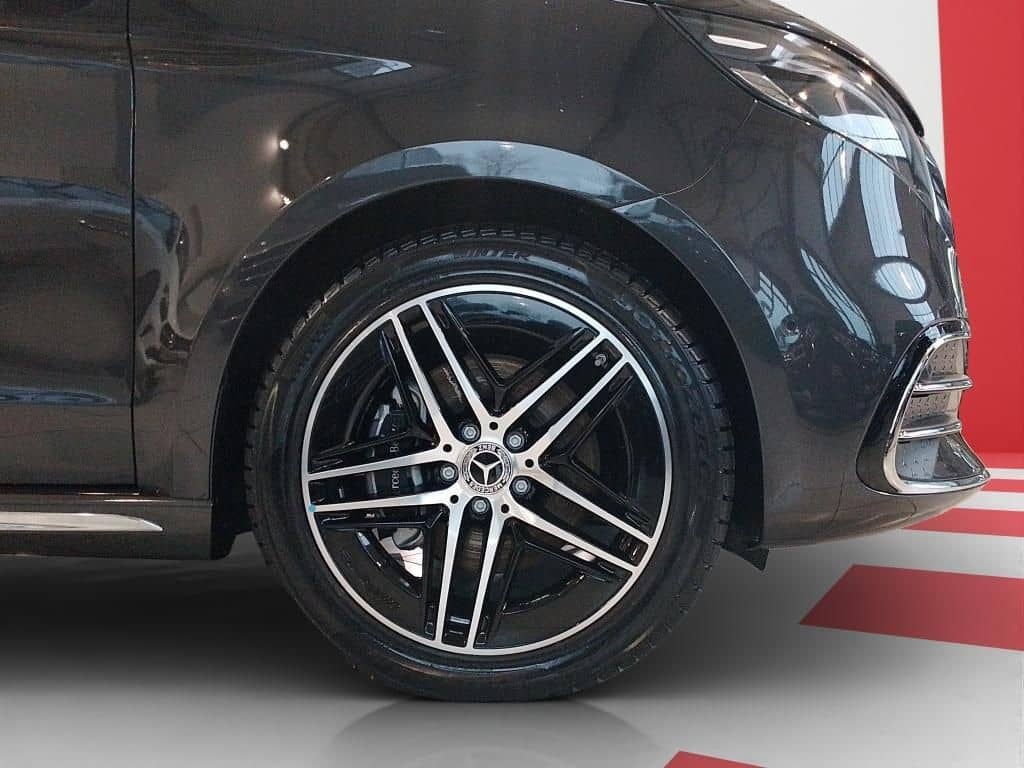 Mercedes-Benz V 300d AVANTGARDE LANG AMG+AIRMATIC+PANO+AHK foto 5