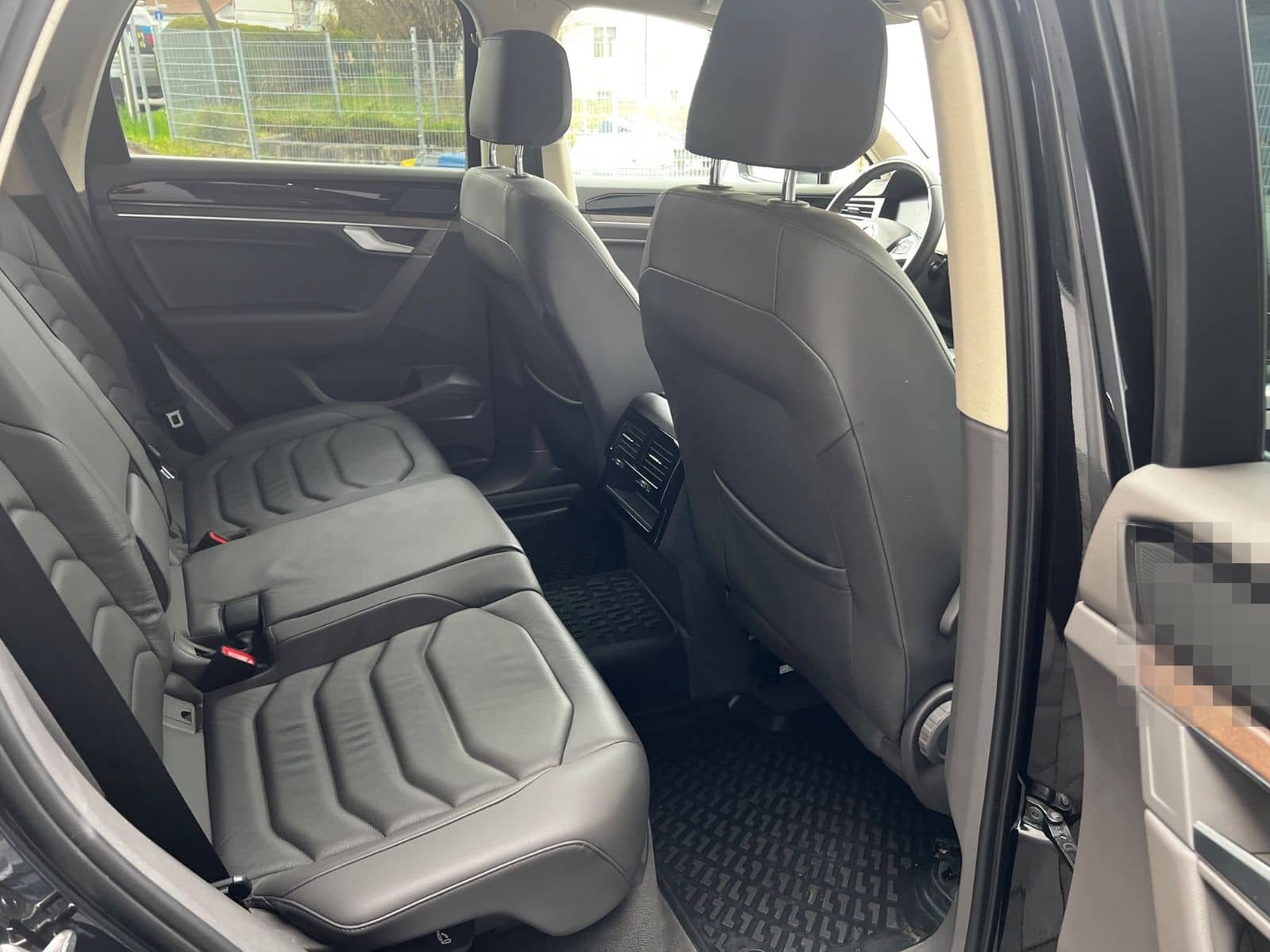 Volkswagen Touareg Atmosphere 4Motion 3.0 V6 TDI/R-line foto 13