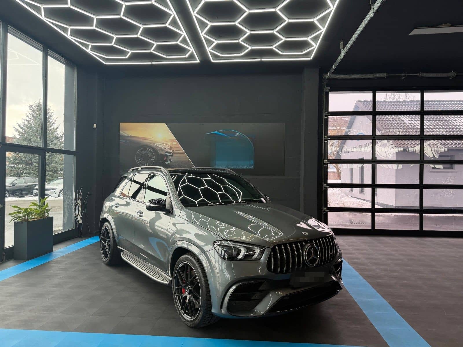 Mercedes-Benz GLE63 AMG+SHZ+PANO+AHK+HeadUp+Burmester+AMG-LMR foto 1