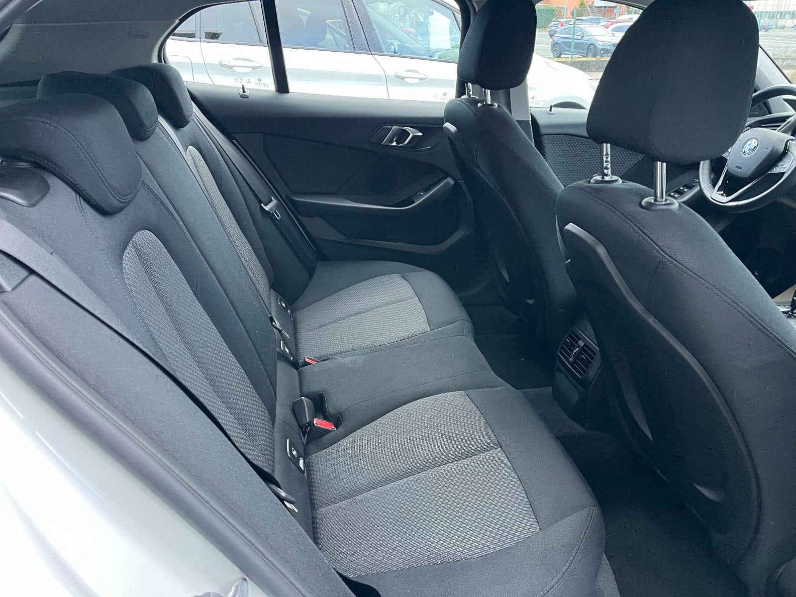 BMW 116dA F40 Live Cockpit Prof./LED/DAB/PDC foto 15