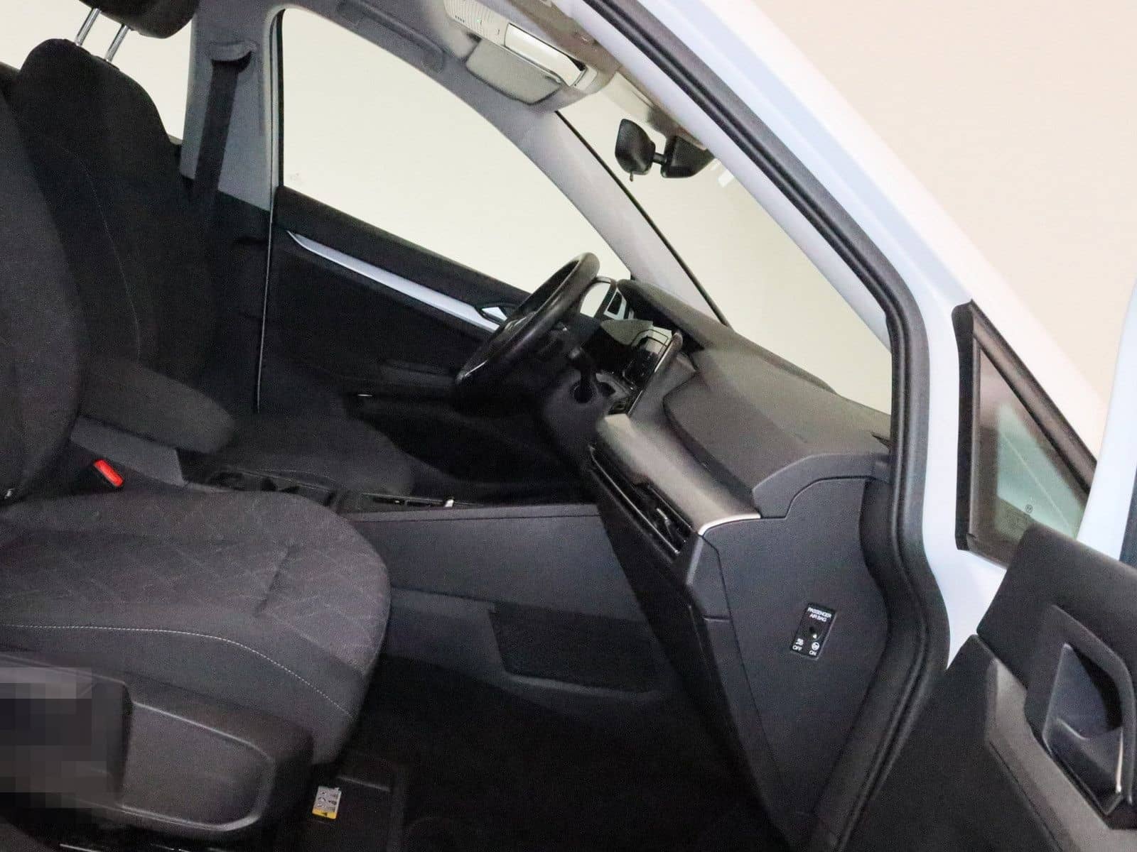 Volkswagen Golf VIII 1.5 eTSI Life LED NAVI SHZ PDC KEYLESS foto 10