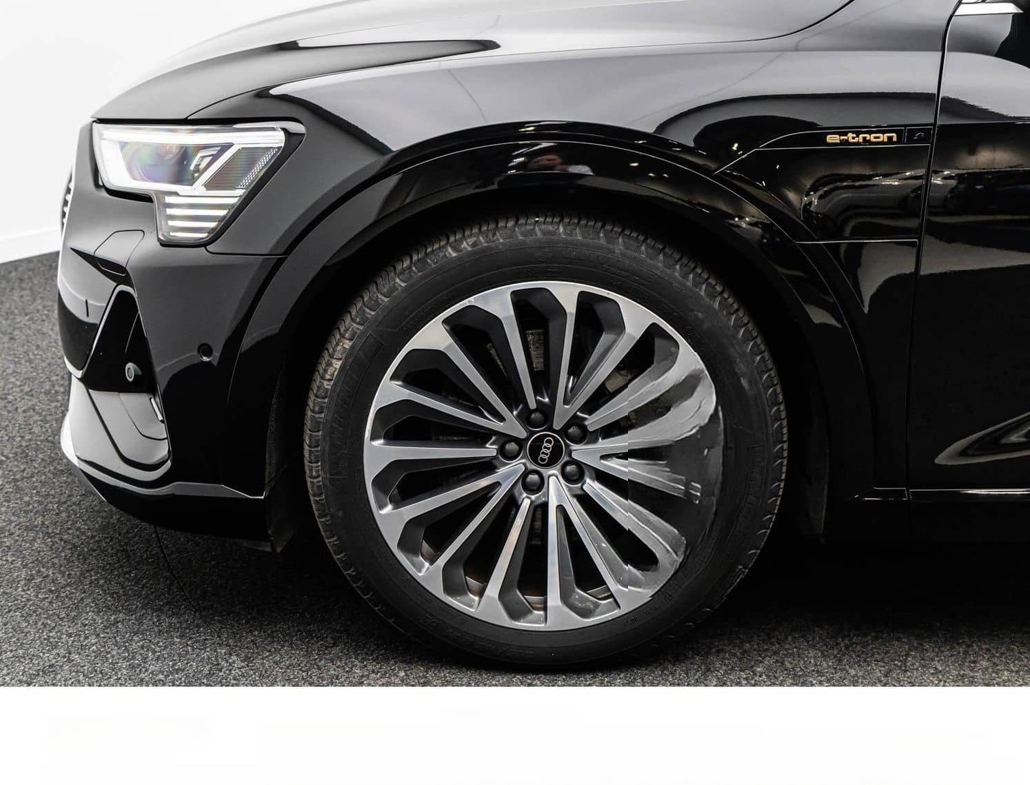 Audi E-TRON 55 Q S LINE/21Z./MATRIX/ACC/CARPLAY/360° foto 13