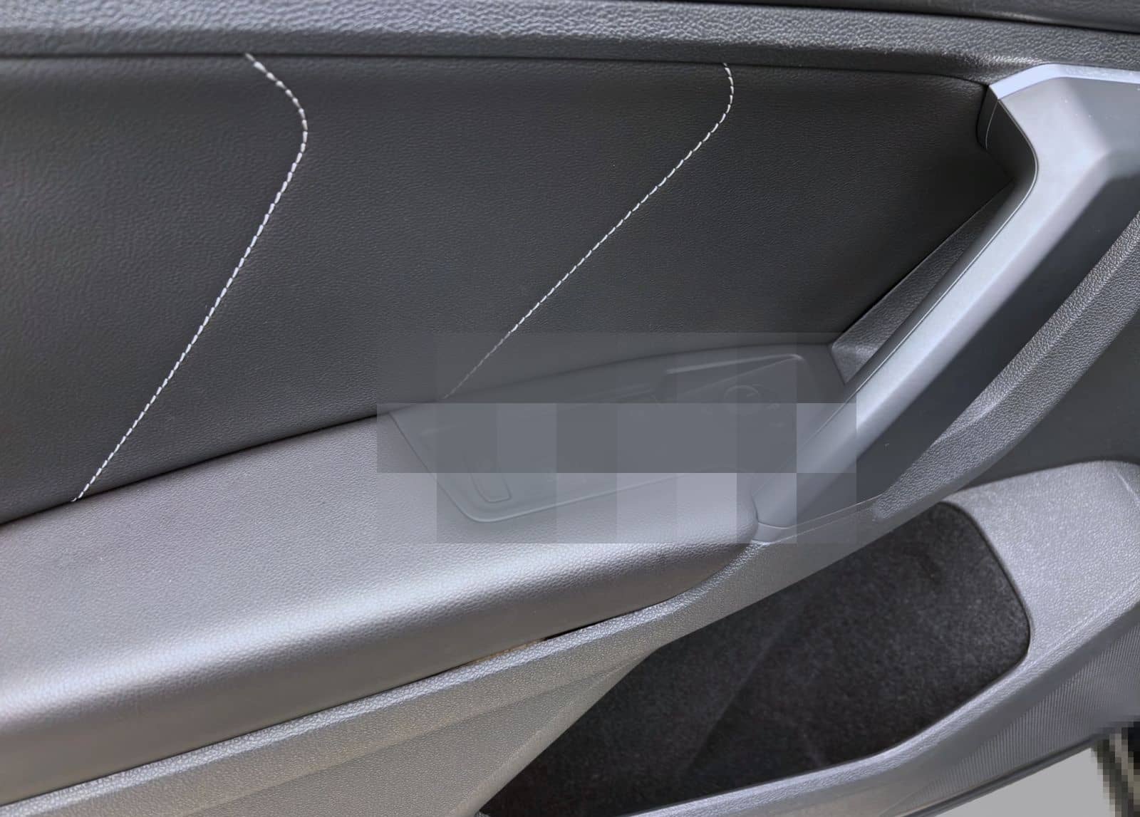 Volkswagen Tiguan 2.0 TDI DSG R-LINE STDHZG NAVI KAMERA AHK foto 10